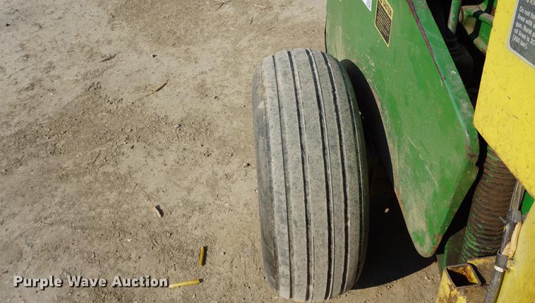 image for item DE3300 John Deere 3960 forage harvester