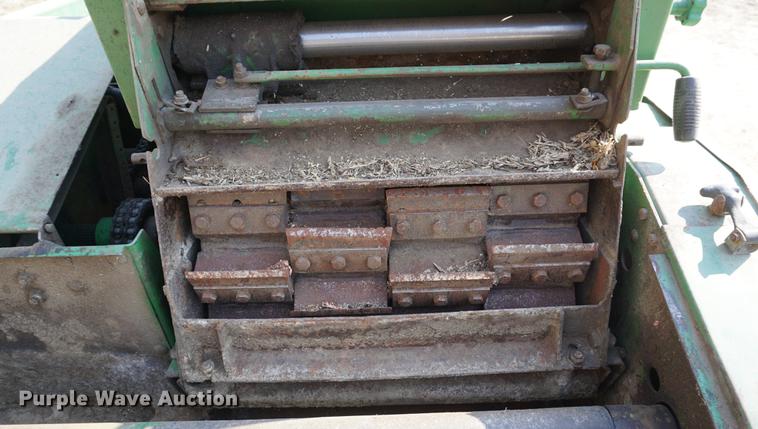 image for item DE3300 John Deere 3960 forage harvester