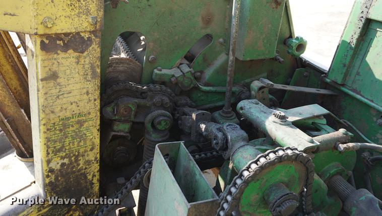 image for item DE3300 John Deere 3960 forage harvester