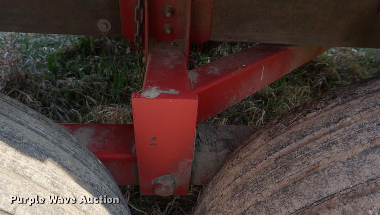 image for item DE3306 1995 Gehl BU970 forage wagon