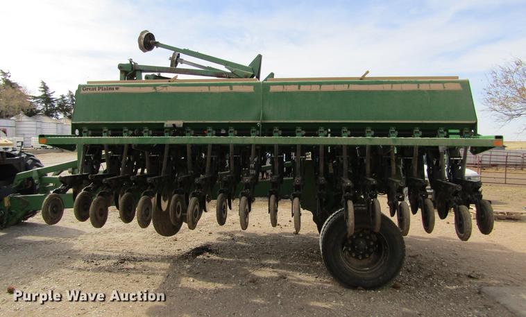 image for item DE6710 Great Plains 2SNT30 Solid Stand no-till grain drill