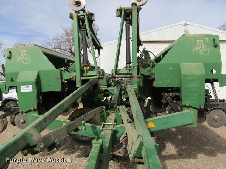 image for item DE6710 Great Plains 2SNT30 Solid Stand no-till grain drill