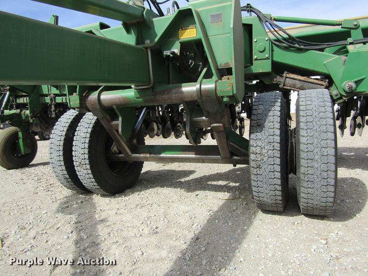 image for item DE6710 Great Plains 2SNT30 Solid Stand no-till grain drill