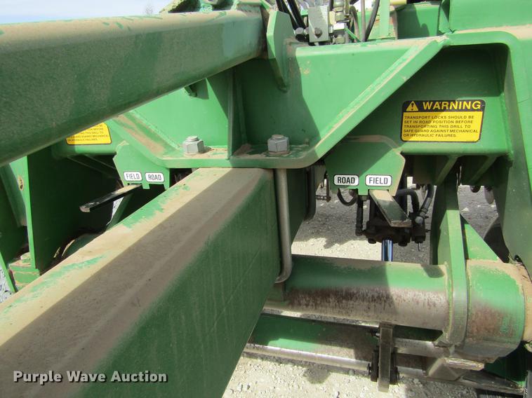 image for item DE6710 Great Plains 2SNT30 Solid Stand no-till grain drill