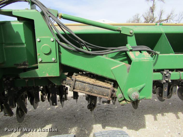 image for item DE6710 Great Plains 2SNT30 Solid Stand no-till grain drill