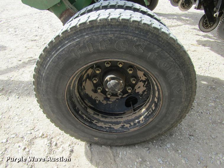 image for item DE6710 Great Plains 2SNT30 Solid Stand no-till grain drill