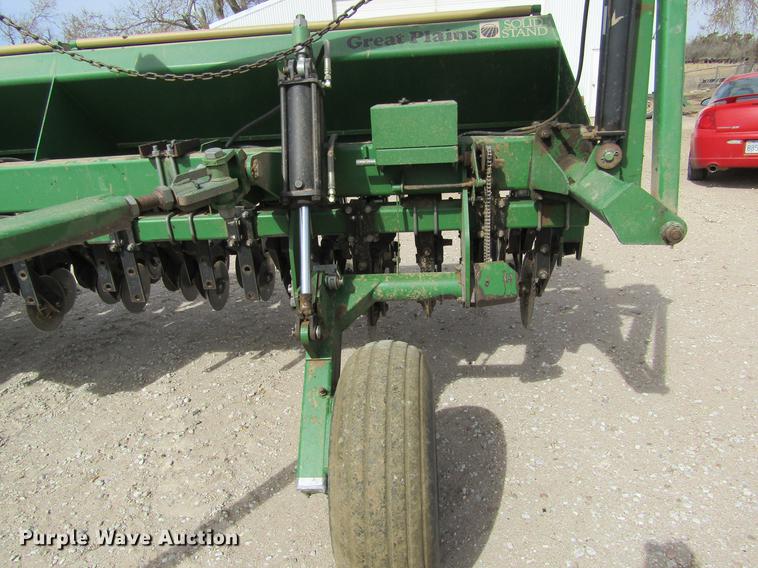 image for item DE6710 Great Plains 2SNT30 Solid Stand no-till grain drill