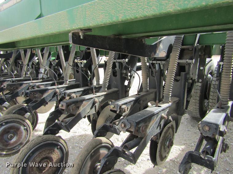 image for item DE6710 Great Plains 2SNT30 Solid Stand no-till grain drill