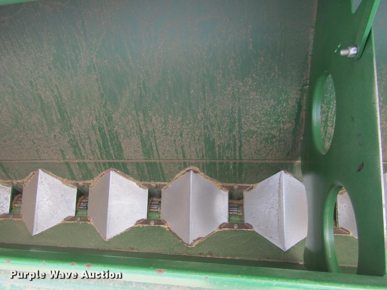 image for item DE6710 Great Plains 2SNT30 Solid Stand no-till grain drill