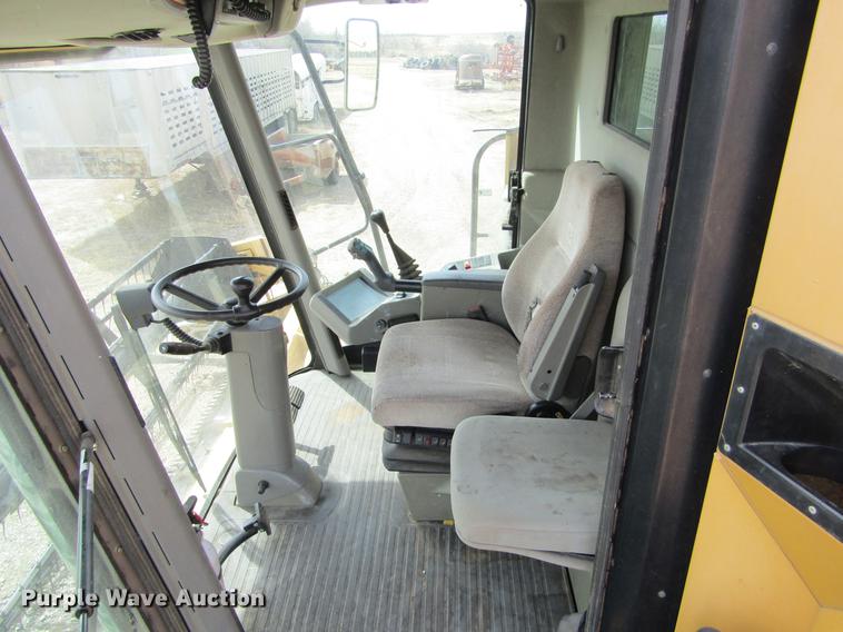 image for item DE6711 1998 Lexion 460 combine