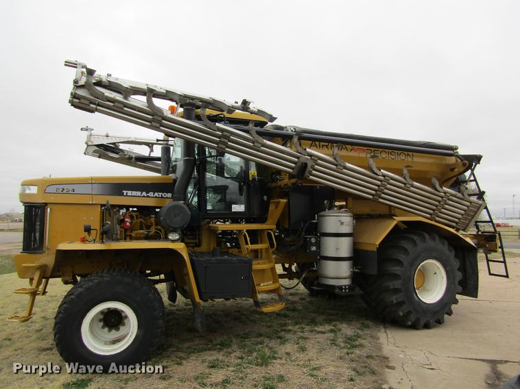 image for item DE6729 2009 Ag-Chem TerraGator 8204 dry applicator