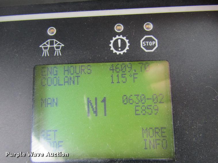 image for item DE6729 2009 Ag-Chem TerraGator 8204 dry applicator