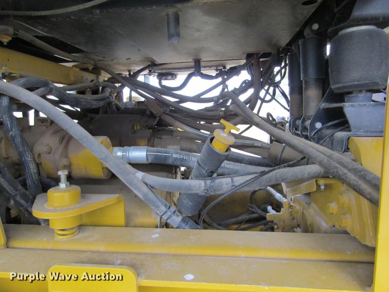 image for item DE6729 2009 Ag-Chem TerraGator 8204 dry applicator