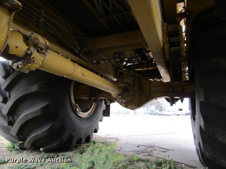 image for item DE6729 2009 Ag-Chem TerraGator 8204 dry applicator