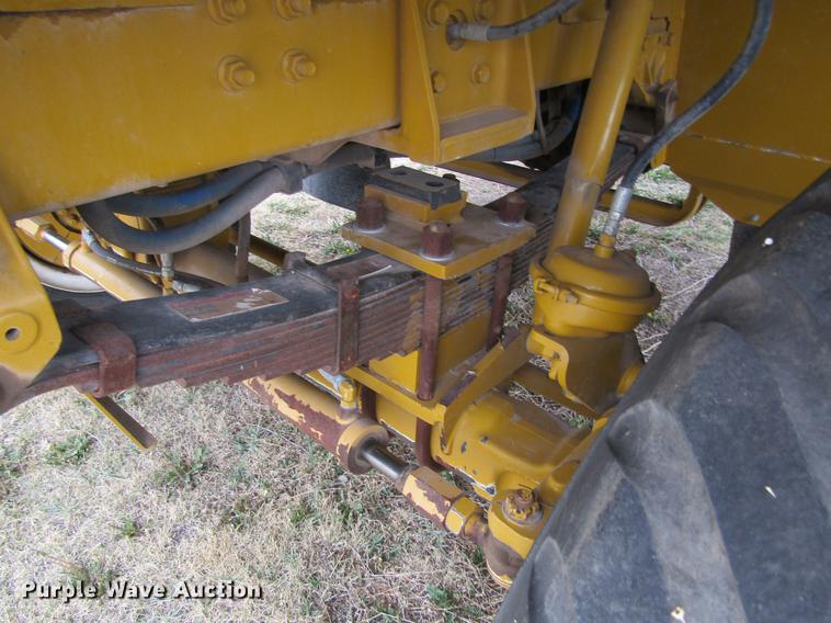 image for item DE6729 2009 Ag-Chem TerraGator 8204 dry applicator