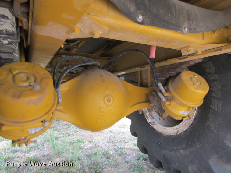 image for item DE6729 2009 Ag-Chem TerraGator 8204 dry applicator