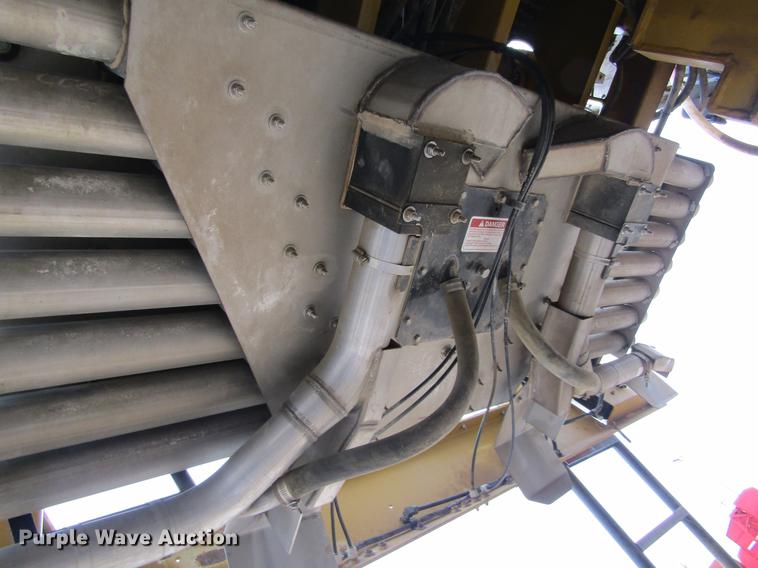 image for item DE6729 2009 Ag-Chem TerraGator 8204 dry applicator