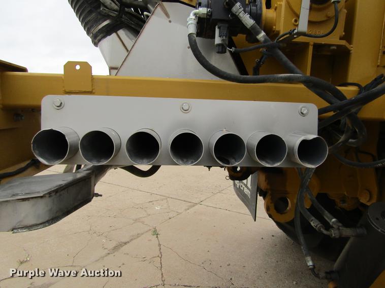 image for item DE6729 2009 Ag-Chem TerraGator 8204 dry applicator