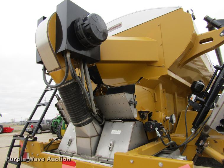 image for item DE6729 2009 Ag-Chem TerraGator 8204 dry applicator