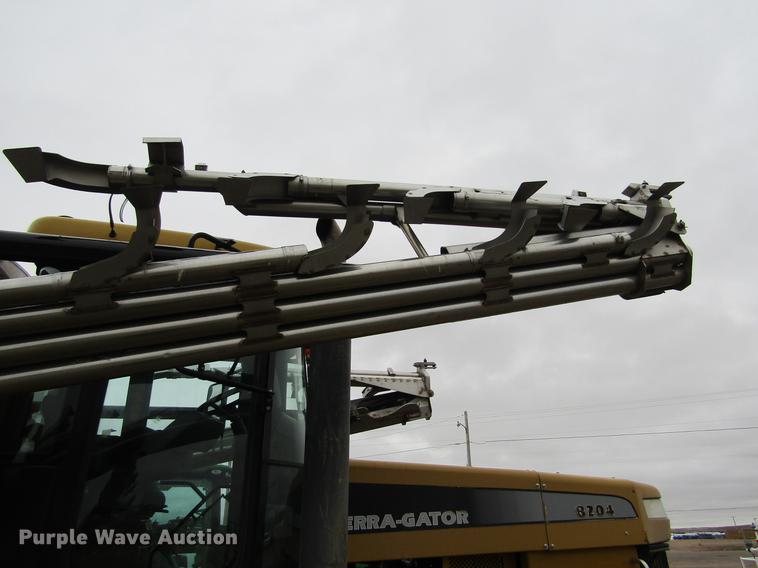 image for item DE6729 2009 Ag-Chem TerraGator 8204 dry applicator