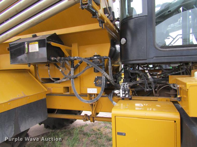 image for item DE6729 2009 Ag-Chem TerraGator 8204 dry applicator