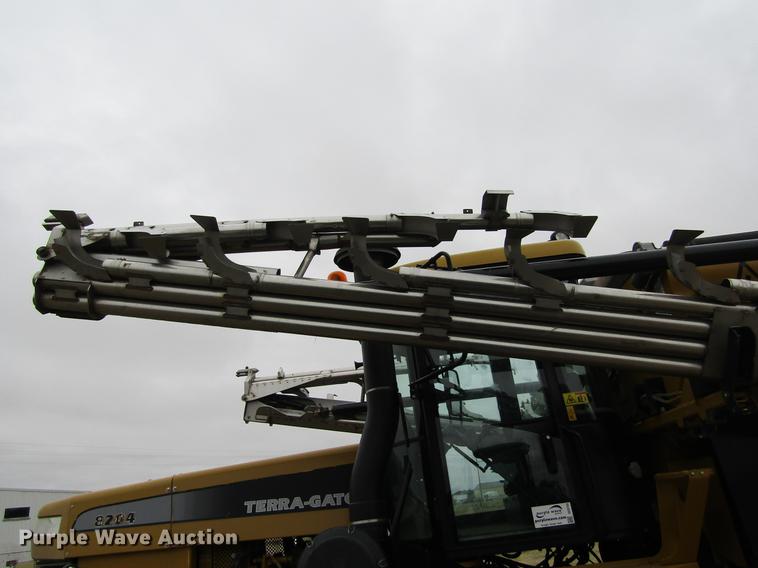 image for item DE6729 2009 Ag-Chem TerraGator 8204 dry applicator