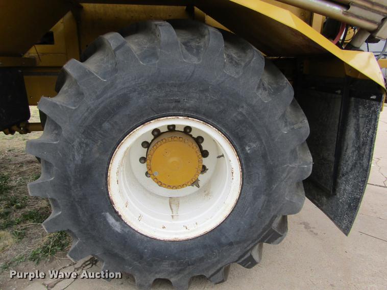 image for item DE6729 2009 Ag-Chem TerraGator 8204 dry applicator