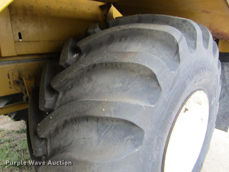 image for item DE6729 2009 Ag-Chem TerraGator 8204 dry applicator