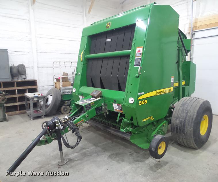 image for item DZ9230 2012 John Deere 568 round baler