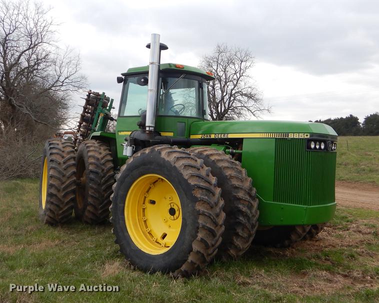 image for item EJ9932 1985 John Deere 8850 4WD tractor