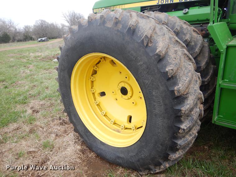 image for item EJ9932 1985 John Deere 8850 4WD tractor