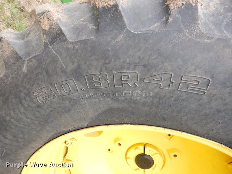 image for item EJ9932 1985 John Deere 8850 4WD tractor