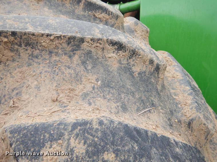 image for item EJ9932 1985 John Deere 8850 4WD tractor