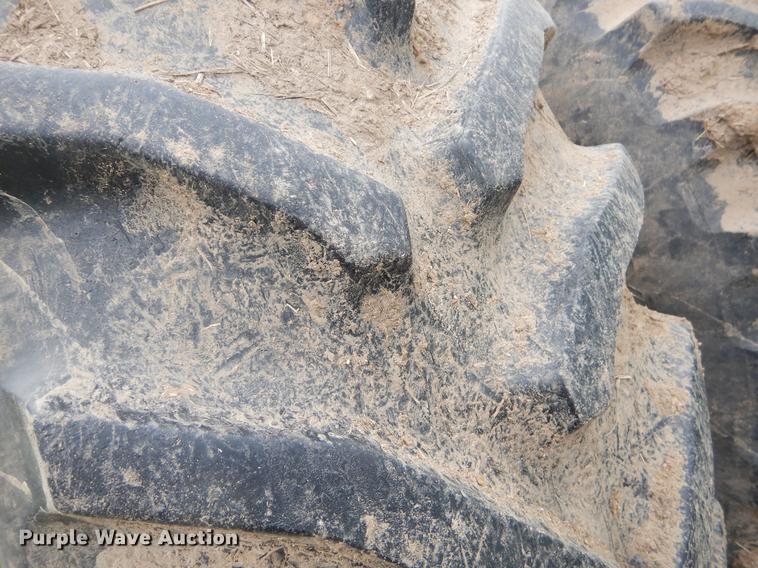 image for item EJ9932 1985 John Deere 8850 4WD tractor