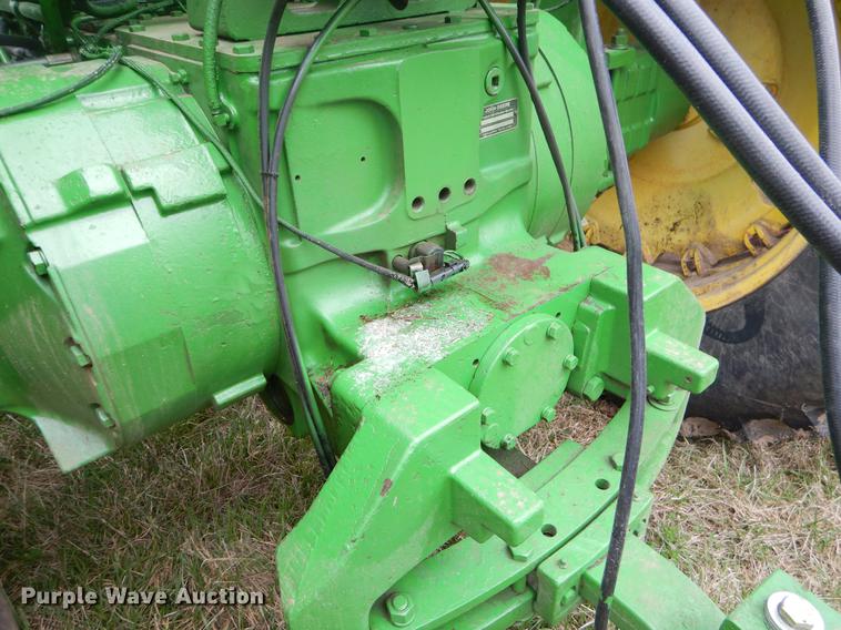 image for item EJ9932 1985 John Deere 8850 4WD tractor