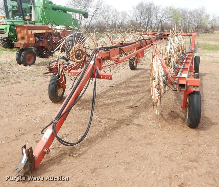 H&S BF024C hay rake in Parsons, KS Item EJ9949 sold Purple Wave