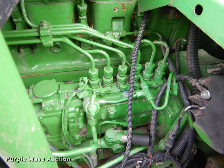 image for item EJ9951 1994 John Deere 9500 combine