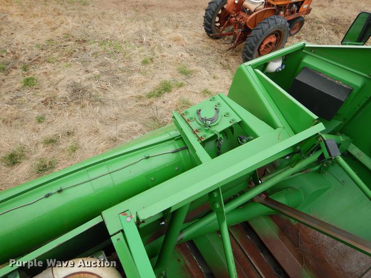 image for item EJ9951 1994 John Deere 9500 combine