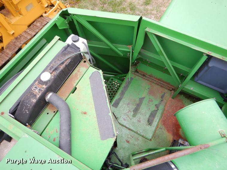 image for item EJ9951 1994 John Deere 9500 combine