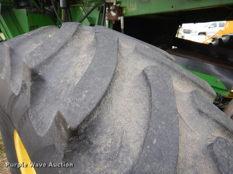 image for item EJ9951 1994 John Deere 9500 combine