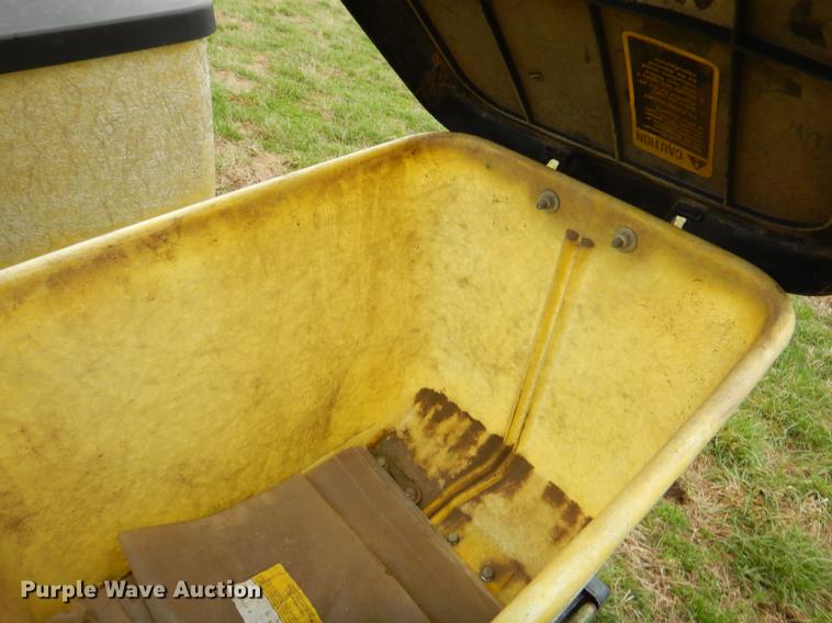 image for item EJ9957 John Deere 7200 Max Emerge 2 planter