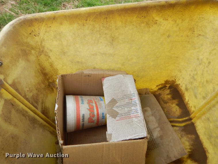 image for item EJ9957 John Deere 7200 Max Emerge 2 planter