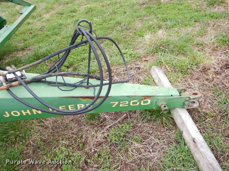 image for item EJ9957 John Deere 7200 Max Emerge 2 planter