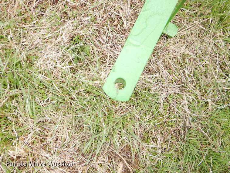 image for item EJ9965 John Deere tedder