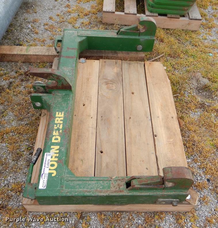 image for item EJ9979 John Deere quick hitch
