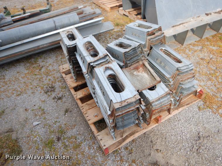 image for item EJ9982 Aeration floor