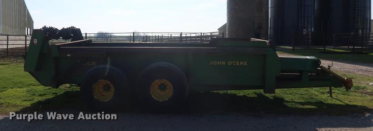image for item EL9283 John Deere 780 manure spreader