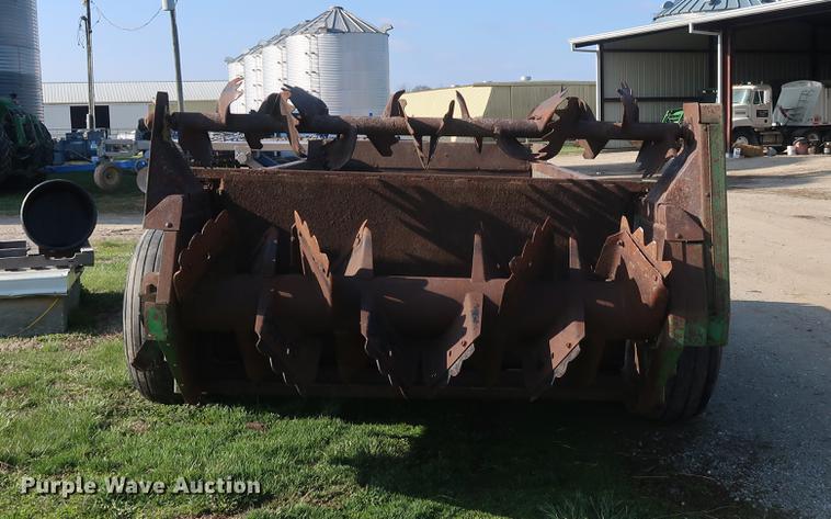 image for item EL9283 John Deere 780 manure spreader