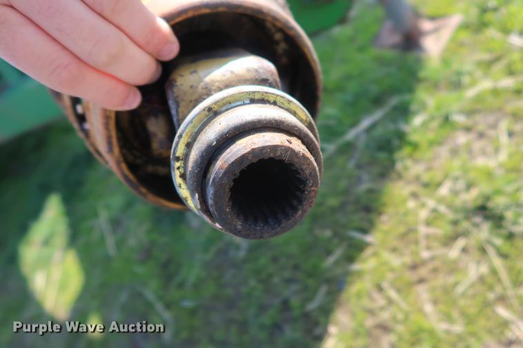 image for item EL9283 John Deere 780 manure spreader