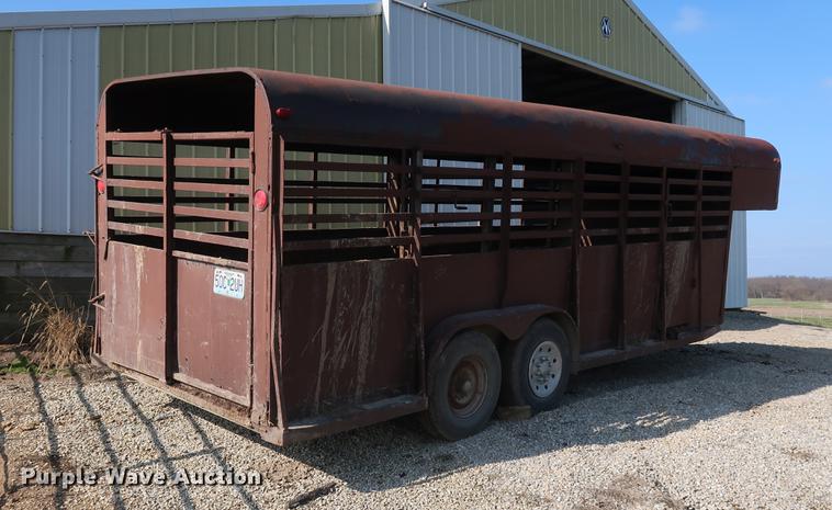 image for item EL9284 1988 Ponderosa livestock trailer